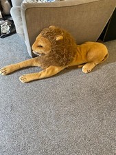 Melissa & Doug Lion Teddy, Giant Soft Toys - used - paid 90.00 new