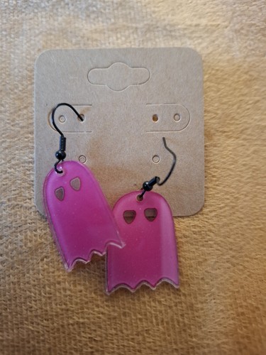 Halloween themed pink ghosts - halloween,