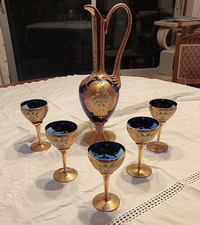 MURANO COBALT BLUE AND GOLD DECANTER AND 5 WINE GLASSES IN PERFECT CONDITION