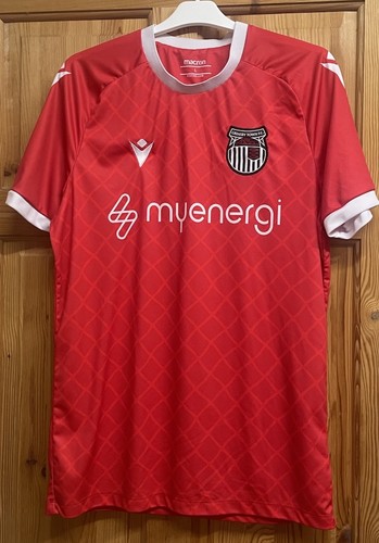 Grimsby town red away football - grimsby,