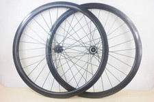 700c Tubeless Clincher Road