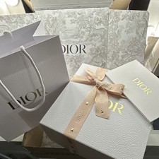 NEWDior Couture Gift Box w