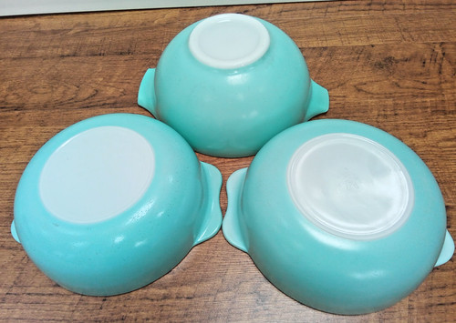 Vintage pyrex large - pyrex,
