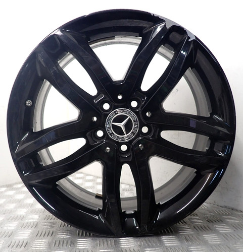 Mercedes gla class black - mercedes,