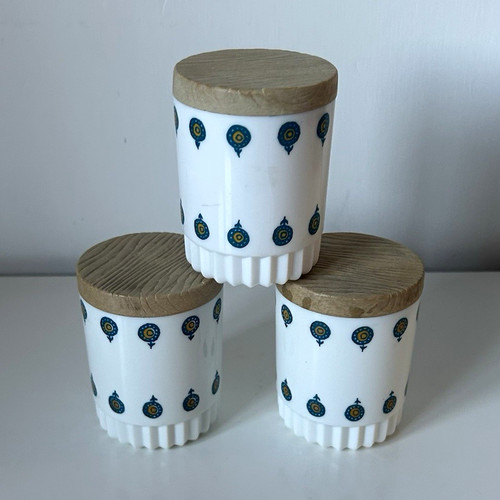 Kingston plastics vintage - plastics,