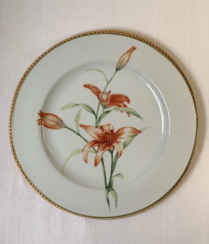 222 fifth dinner charger - 222, or
