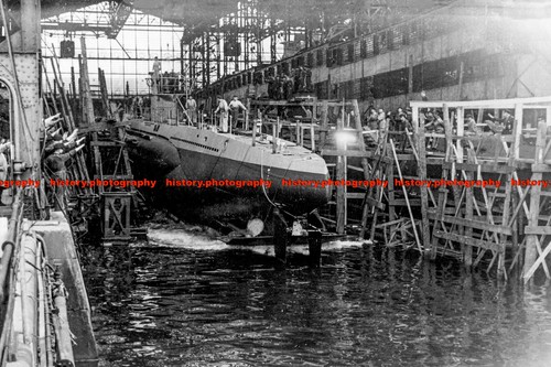 F009721 launch boat - u,