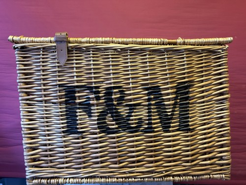 Fortnum and mason - and, f&m