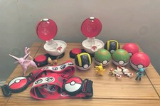 Pokémon Toy Bundle Clip Poke Ball Spinners & Figures