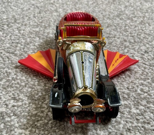 Corgi 266 chitty - corgi, bang