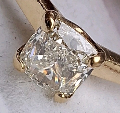 18ct gold diamond - gold, vvs