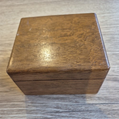 Vintage brown wooden hinged - ,