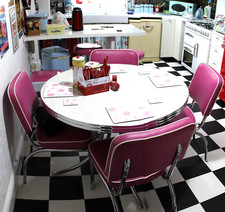 America  style Round 50s Diner  Kitchen Table  and 4 Chairs 106 cm Dia