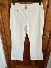 Ladies white trousers Marks & Spencer per una. Size 16r. Good condition.
