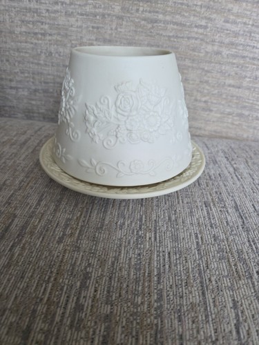 Vintage large yankee candle - large,