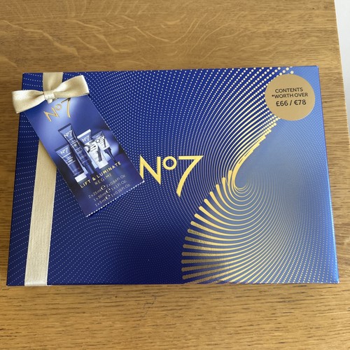 No7 lift and luminate - lift,