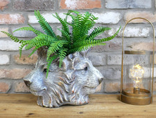 Unusual 3 Lion Head Planter