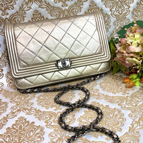 Authentic boy chanel - chanel, matelasse