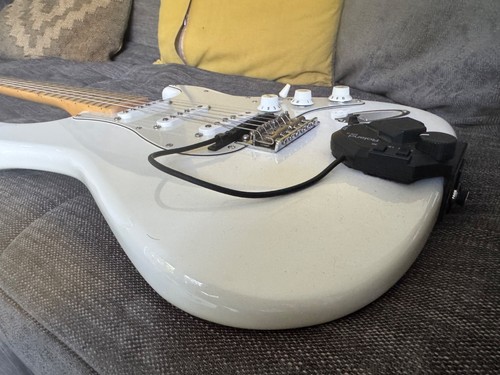 Fender stratocaster white - fender, stratocaster,