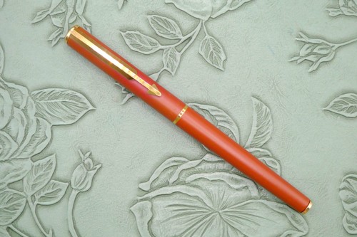 Vintage parker fountain - 95,