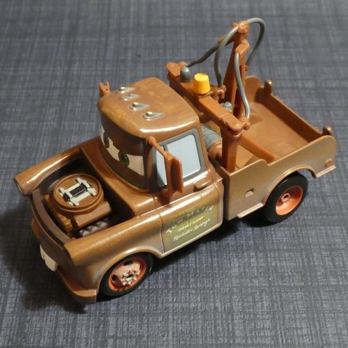 Disney pixar diecast - pixar, mater
