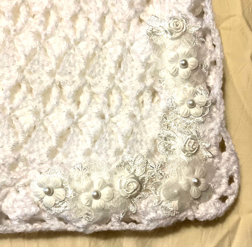 Baby shawl hand crocheted - baby,