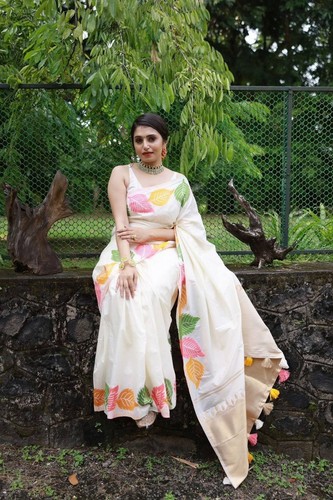 Women soft lichi silk saree - lichi,