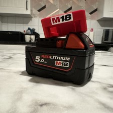 Milwaukee M18 5.0Ah battery   5ah M18B5 18V +  battery clip holders mint 