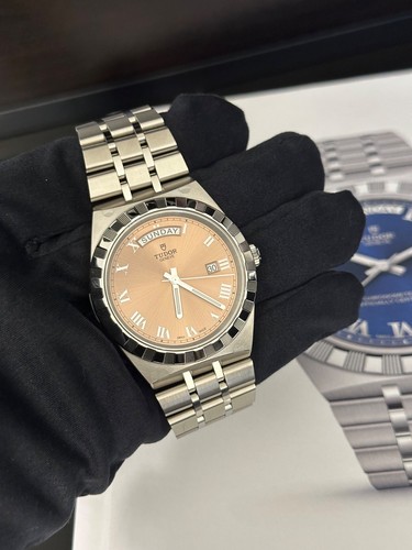 Tudor royal steel pink - royal, dial