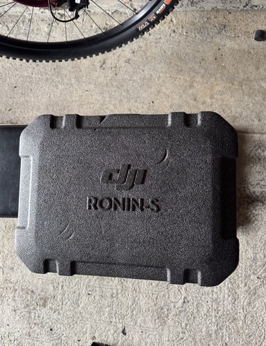 Dji ronin - ronin, s