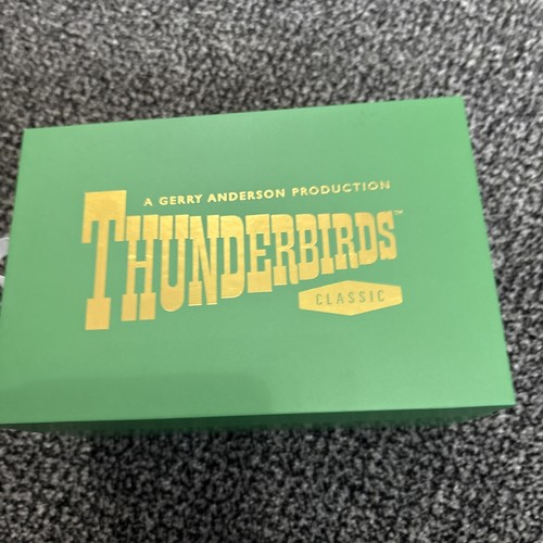 Corgi thunderbirds classic - classic, 2&4