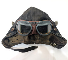 WW2 RAF Early C Type Flying Helmet with mkviii flying goggles. 