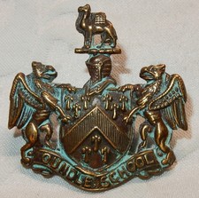 GENUINE WW1 OUNDLE SCHOOL OFFICER TRAINING CORPS OTC MILITARY CAP BADGE 2 LUGS