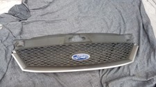 FORD MONDEO MK3 2000-2007 FRONT BUMPER CENTRE UPPER RADIATOR GRILL EMBLEM BADGE