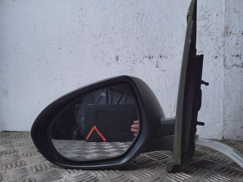 Mazda tamura front mirror - mazda, 2