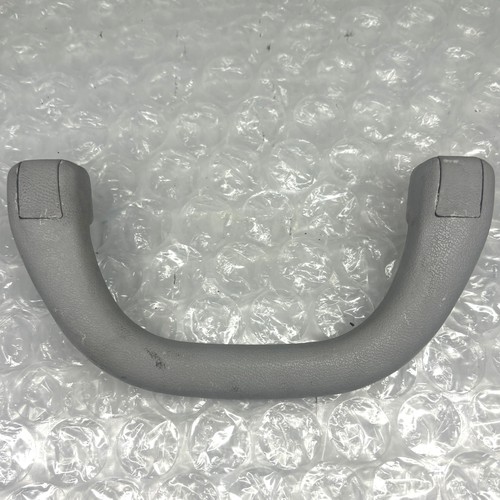 Front pillar grab handle - handle, for
