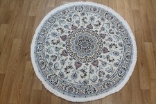ROUND PERSIAN NAIN RUG, WOOL AND SILK, ELEGANT FLORAL DESIGN 115 X 115 CM 
