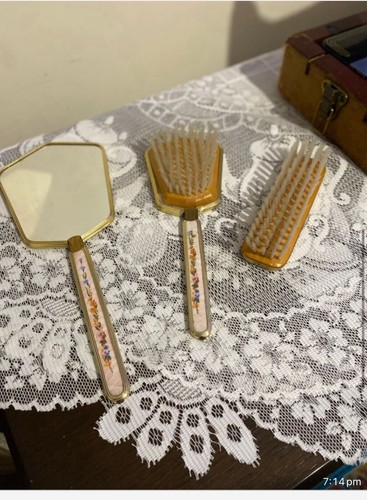 Vintage vanity dressing table - vanity,