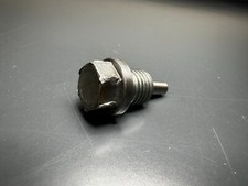 Oil Drain Screw With Magnet