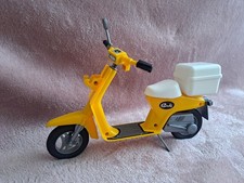 Vintage 1980s Sindy Yellow