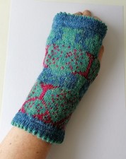 Fairisle Gloves Hand Knitted Woollen Handwarmer Wrist warmer 100% Wool Tree