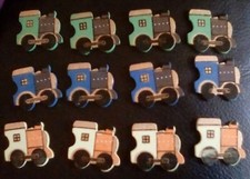 12 Wooden Trains Toppers Cards