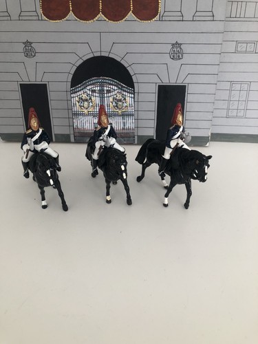 Britains mounted blues - 3, x