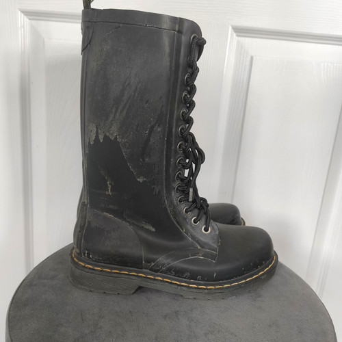Martens size 39 shower - 6,