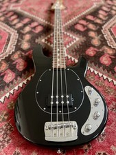 Sterling Ray 34 by Musicman