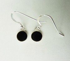 Whitby Jet and Silver Round