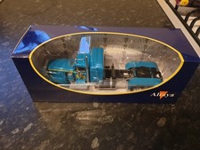 1/43 Altaya peterbilt navajo lines