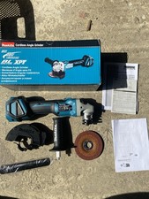 Makita DGA463Z BL LXT 18V