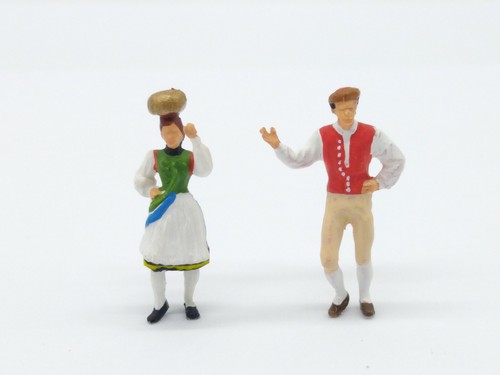 Preiser figures couple - figures,