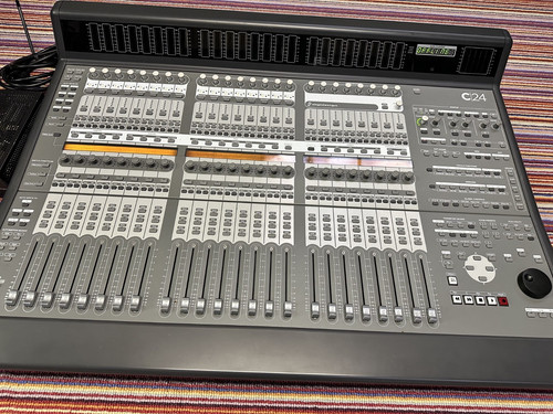 Avid digidesign control c24 - avid,